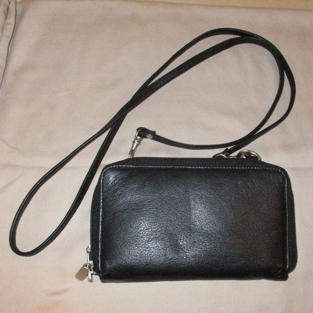 Paul & Taylor Crossbody Wallet